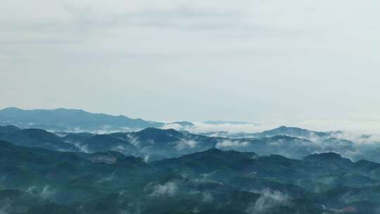 云雾山脉高山