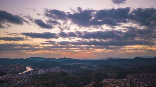 夕阳晚霞日落火烧云延时摄影