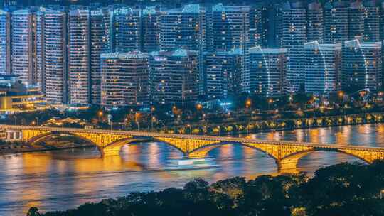 柳州壶东大桥与江滨高层居民楼夜景延时