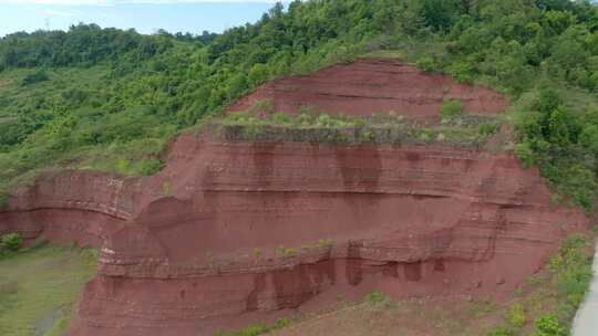 多镜头航拍红色土壤山地土质土层黏土