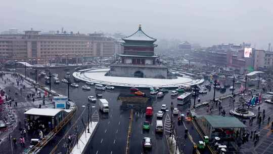 西安钟楼雪景