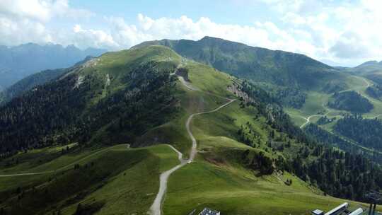 森林山脉绿色生态大自然户外旅游