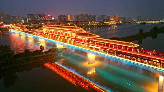 咸阳古渡廊桥夜景