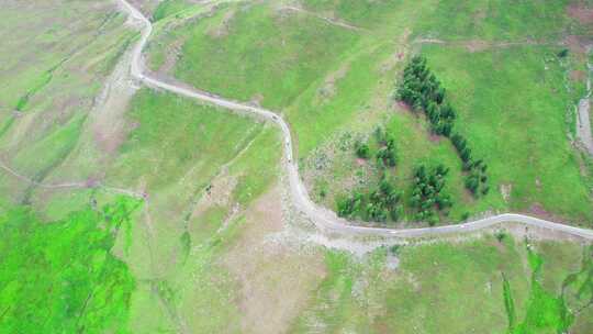 新疆北疆阿勒泰草原公路风景航拍