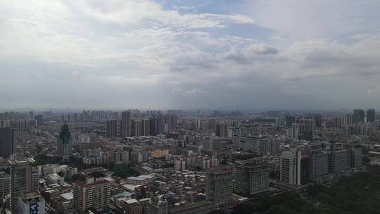 雨后城市风光