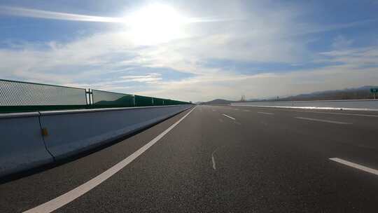 公路 车辆 行驶 移动 道路 自然风景