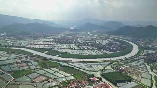 航拍福建漳州龙海九龙江流域新农村田园风光