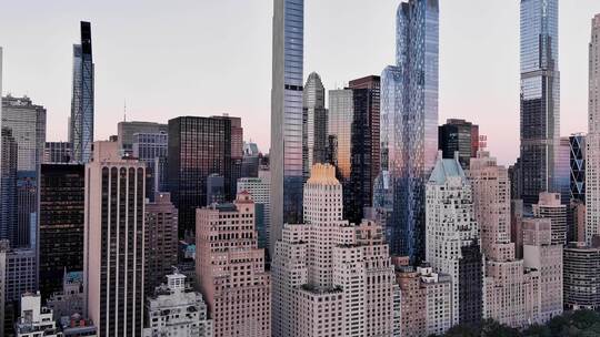 城市航拍纽约曼哈顿市中心摩天大楼中央公园