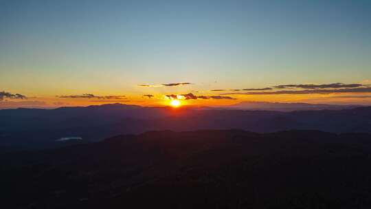 航拍景迈山夕阳延时4K