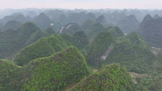 贵州安顺龙宫景区万峰林自然风光航拍