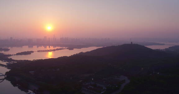 旅游景区 鼋头渚太湖仙岛日出光线城市推