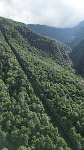 大理苍山洗马潭索道航拍风光