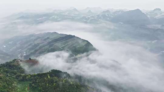 桂林山水云雾