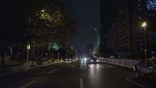 夜晚汽车车辆道路空镜夜景车流交通公路车戏