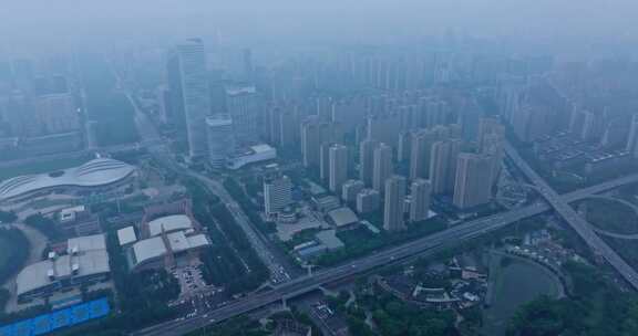 西安锦业路国瑞中心雨天云雾