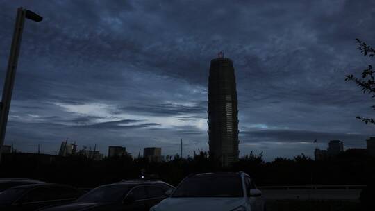 玉米楼 乌云 傍晚 夜景高楼大厦标志建筑