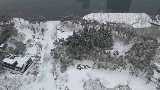 武汉江汉区菱角湖公园雪景航拍