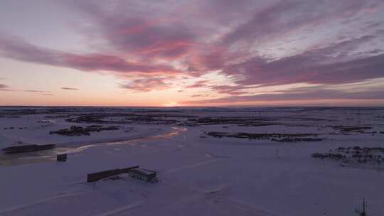 雪原夕阳风光全景