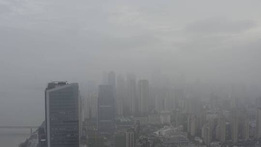 雨后的红谷滩