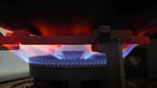煤气灶天然气点火做饭炉灶