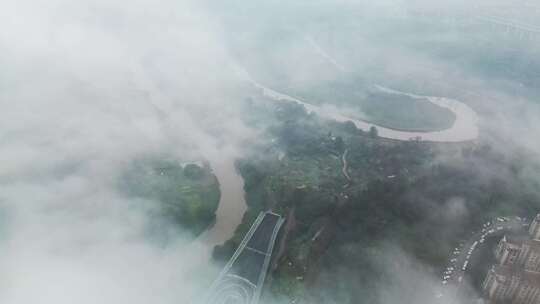 大雾中的龙凤溪（重庆北碚）