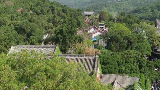 五月的泰山红门景区