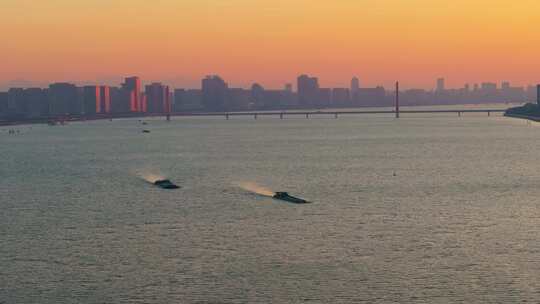 杭州钱江新城钱塘江沿江两岸夕阳风光