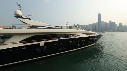香港维多利亚港的游艇5