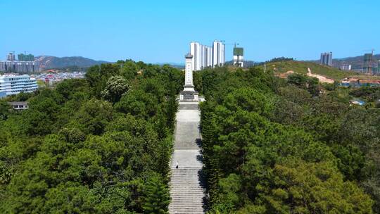 航拍广西陆川县公园人民英雄纪念碑