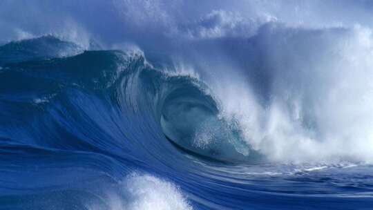 海浪冲击大海海洋巨浪翻滚汹涌澎湃慢镜头视频素材模板下载