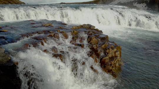 冰岛斯科加福斯瀑布