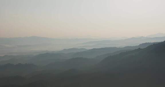 航拍群山高山平原山丘晨曦云雾晨雾航拍