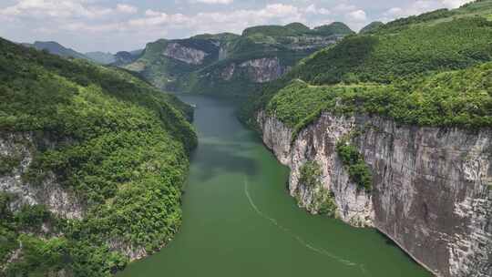 贵州毕节乌江渡水库峡谷自然风光航拍