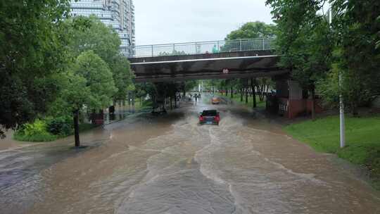 2024年6月下旬黄山市暴雨后洪水来袭