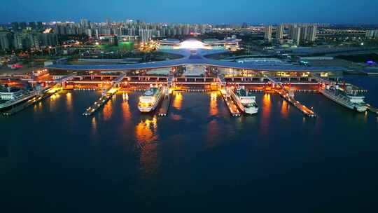 海南海口新海客运枢纽港口航拍夜晚蓝调夜景