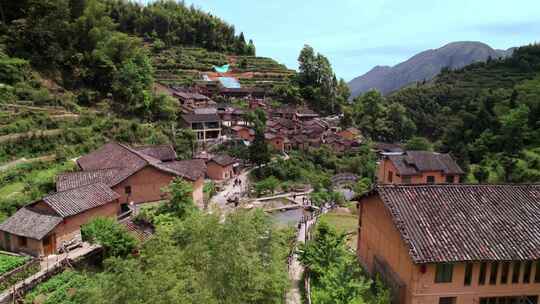 航拍浙江丽水云和梯田风景区白银谷古村落