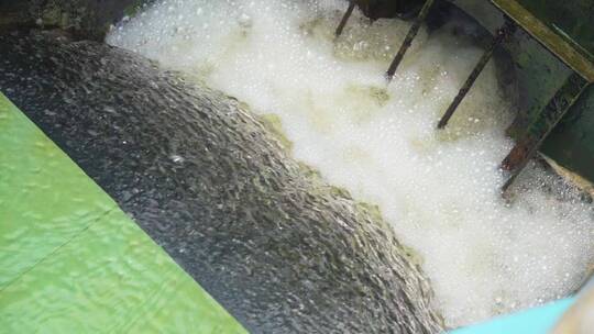污水处理厂处理工业废水视频素材模板下载