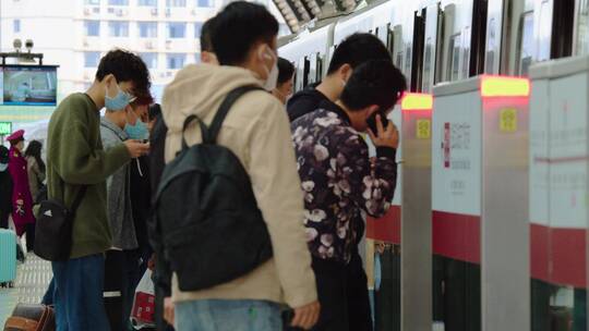 疫情地铁武汉地铁视频素材模板下载