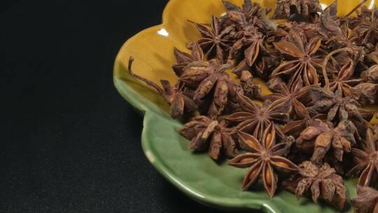 八角调味品香料