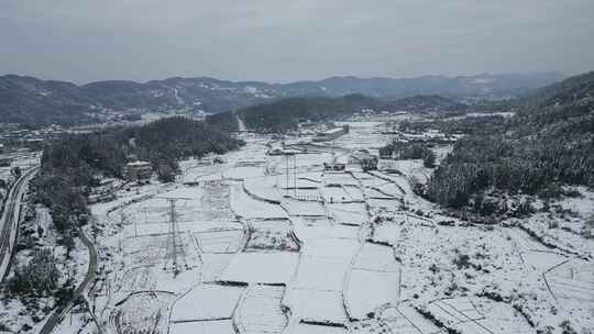 航拍自然风光冬季乡村田野