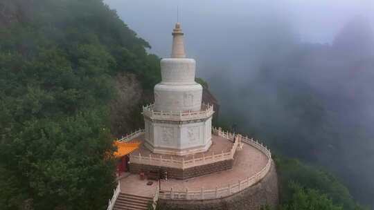 航拍辽宁辽阳龙峰寺