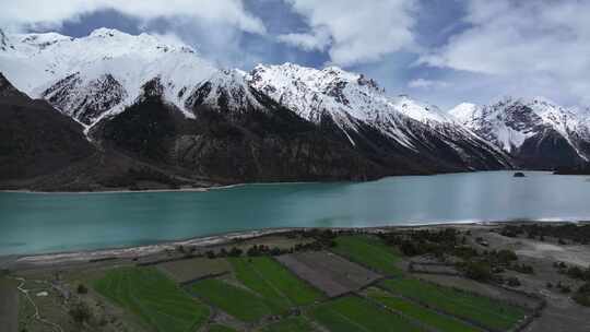 西藏八宿G318然乌湖雪山自然风光航拍