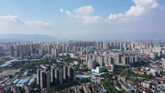 陕西汉中城市空镜前进