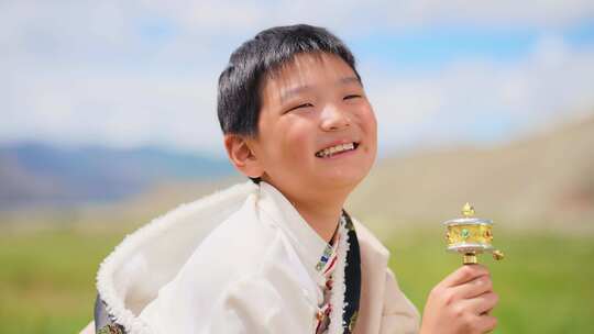 转经筒空镜-藏族小孩转转经筒-西藏