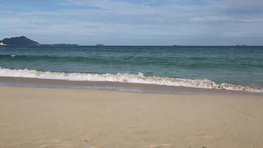 深圳大鹏岛西涌海滩三号海滨浴场