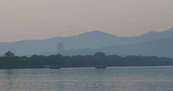 杭州西湖清晨山色空蒙风光