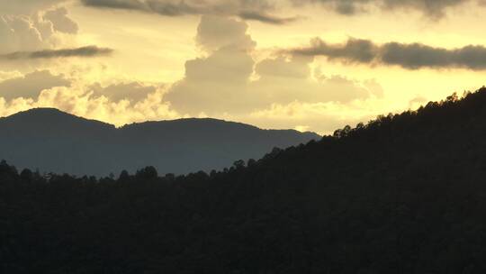 云南岩头山