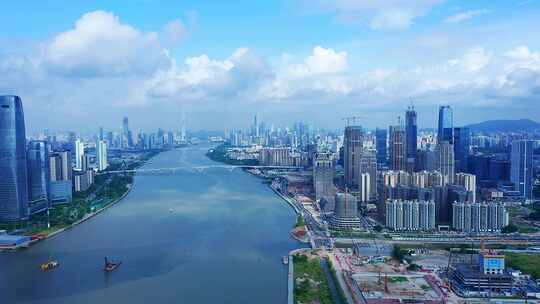 广州金融城蓝天航拍天际线-5视频素材模板下载