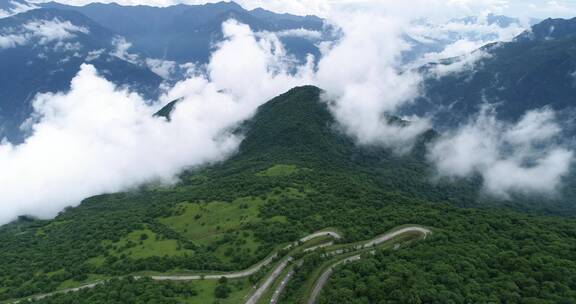 航拍四川九顶山盘山路