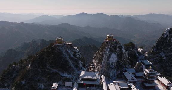 航拍河南洛阳老君山雪景风景